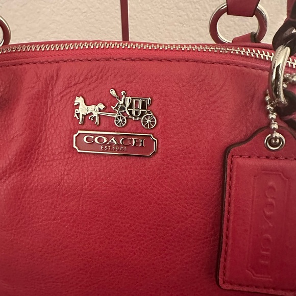 The Coach 18641 Madison Leather Lindsey Satchel Shoulder Bag in Saffron/Fuchsia - Picture 5 of 12